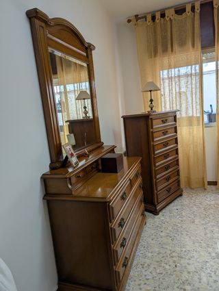 Dormitorio completo madera castaño