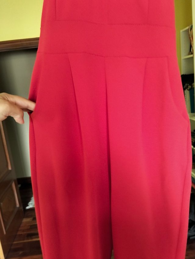 Vestido (mono) rojo con pedrería