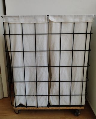 CESTA / CARRITO COLADA ROPA SUCIA, CON RUEDAS