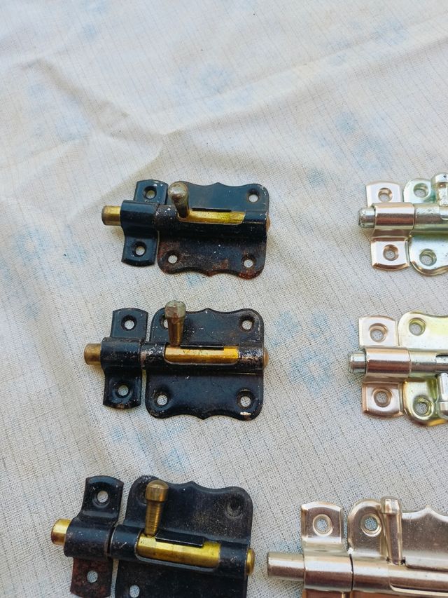 9 Pestillos para puerta 7 cm