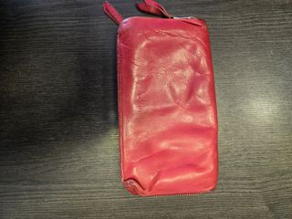 Portafoglio rosso in pelle