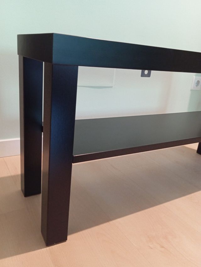 Mueble LACK Ikea. Estatería, zapatero, television