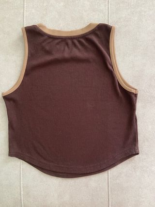 Top corto marrón Shein - Tirantes