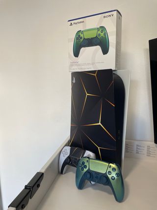 PS5 Digital + 2 mandos DualSense