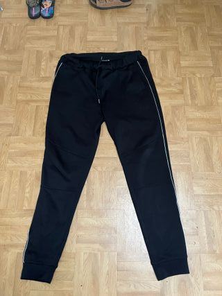 Pantalones deportivos negros