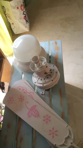 Ventilador techo blanco con luz