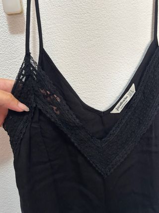 Camisola negra Stradivarius M