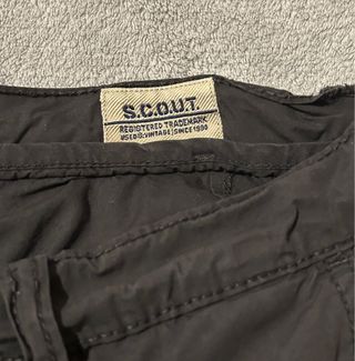 Pantaloncini cargo neri Scout