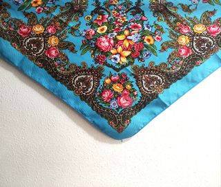 Mantón azul turquesa 70x70