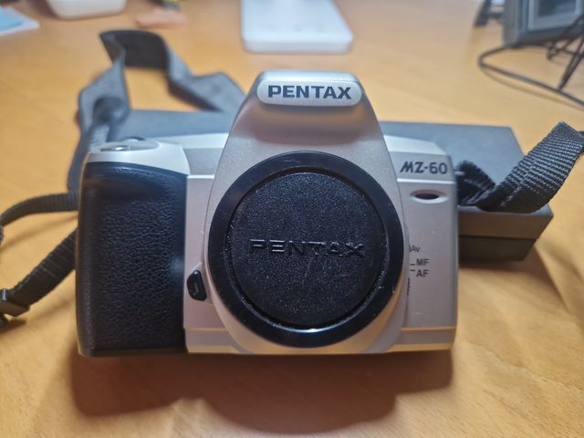 Pentax MZ-60 | Cámara 35mm