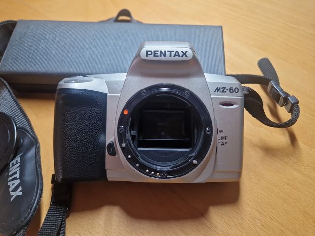 Pentax MZ-60 | Cámara 35mm