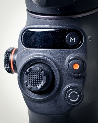 DJI Osmo Mobile 6 - Estabilizador