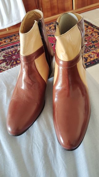 Botines vintage tacón alto cubano a estrenar T. 44
