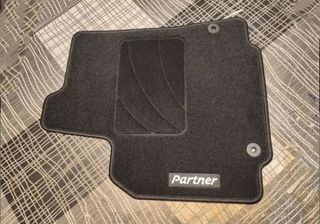 + Peugeot Partner II Tepee Alfombrillas a medida 