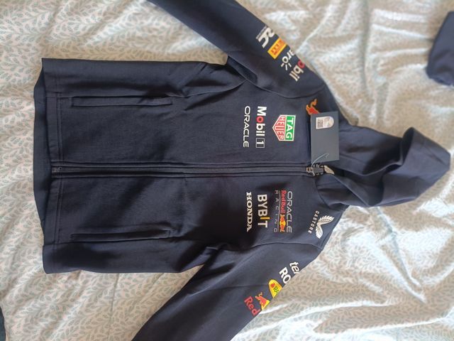 Sudadera y camiseta castore, redbull S NIÑO