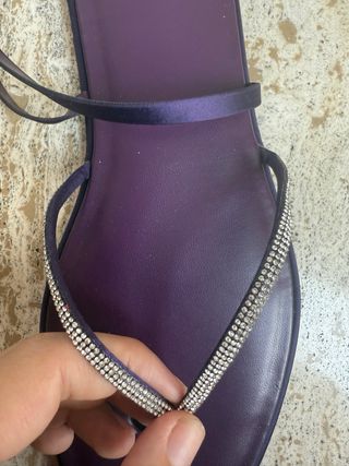Sandalias Zara Moradas planas pedrería