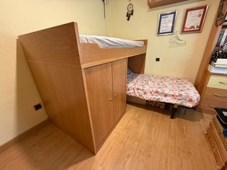 Litera L + colchones con armario - madera maciza
