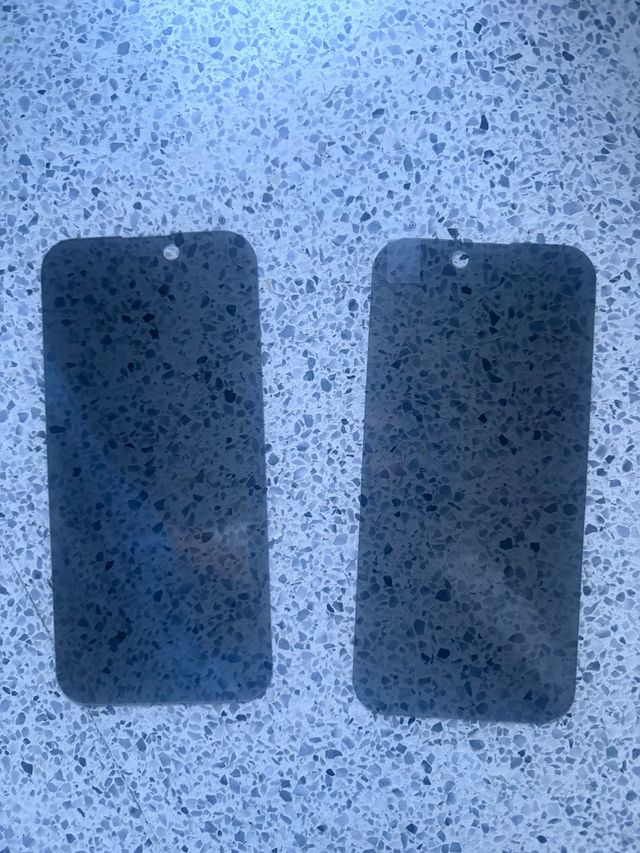 5 protectores antiespía iPhone 16