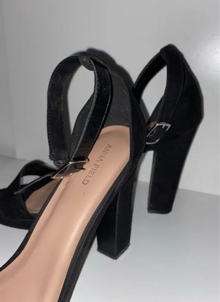 Sandalias tacón Anna Field negras