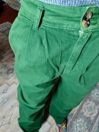 Pantaloni verdi