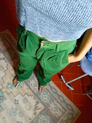 Pantaloni verdi