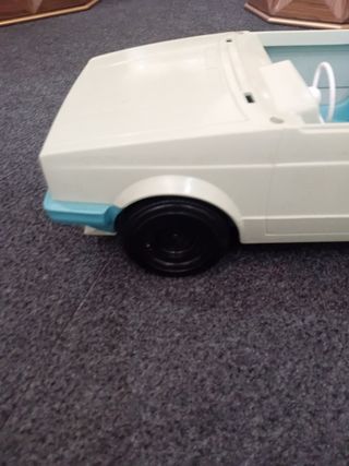 Coche Barbie familiar años 80