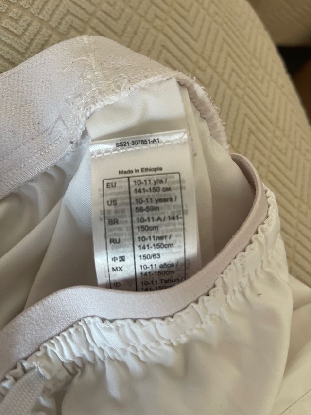 2 Shorts Kipsta niño blancos deporte Talla 10-11 a