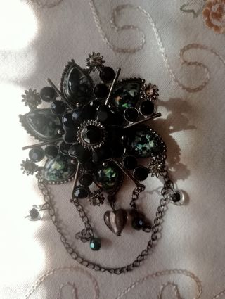 Spilla vintage fiori neri