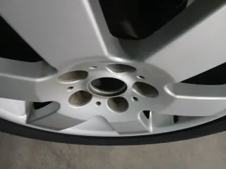 Llanta coche 17" - Rueda