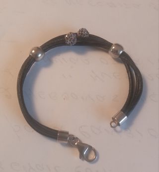 Pulsera cuero negra plata