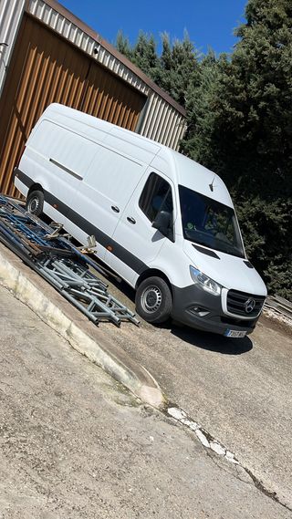 Mercedes-Benz Sprinter 2024