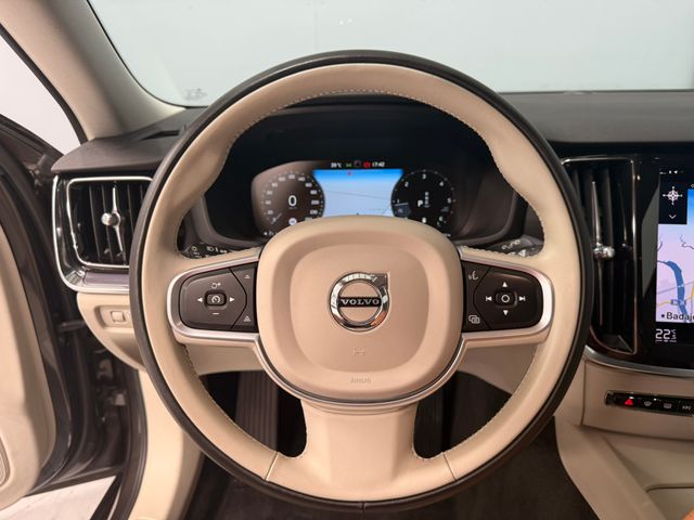Volvo V60 B4 Momentum Pro Automático Diesel 197Cv