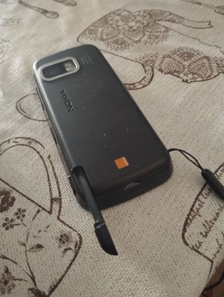 2 móviles Nokia: ¡oferta! No sé si funcionan.