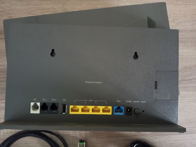Vodafone Power Station SHG3000 +Modulo SFP incluso