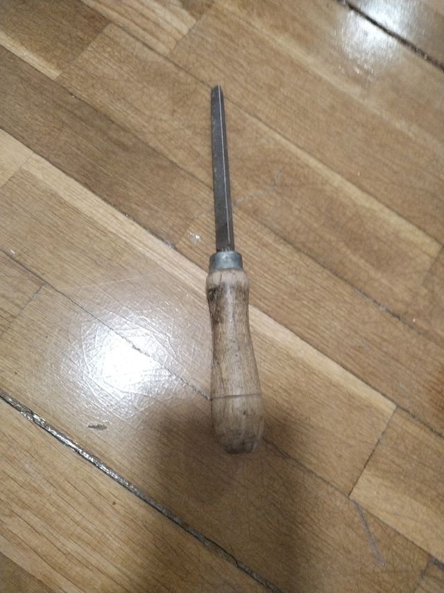 Herramientas albañil usadas y nuevas