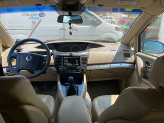 SsangYong Rodius 2010