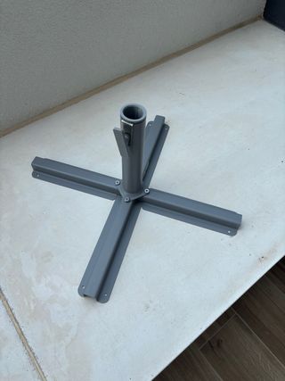 Sombrilla inclinable 200cm y base