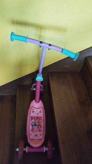 Patinete infantil Paw Patrol Rosa en buen estado