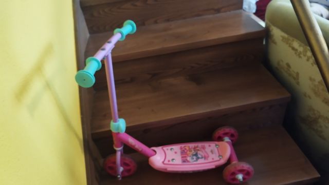 Patinete infantil Paw Patrol Rosa en buen estado