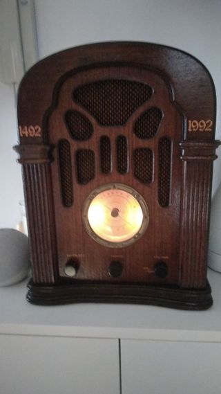 Radio Vintage Antigua 1492-1992