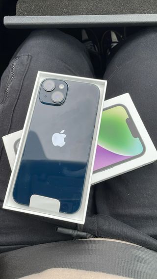 iPhone 14 Azul - Como Nuevo