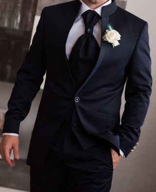 Traje novio azul - elegante