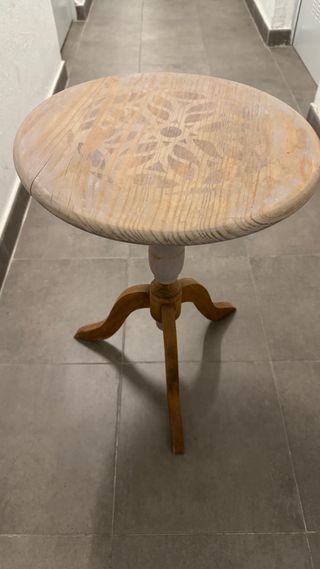 Mesa auxiliar madera restaurada