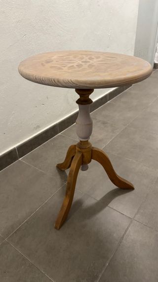 Mesa auxiliar madera restaurada