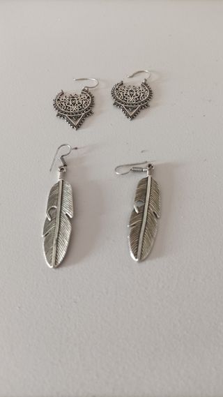 Pendientes plateados