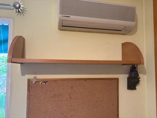 Estantería pared -madera maciza