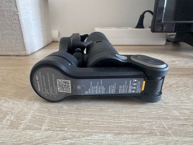 Stabilizzatore portatile AOCHUAN XE (3 assi) - NUOVO