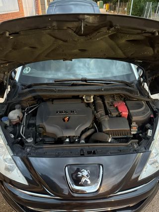 Peugeot RCZ 2010