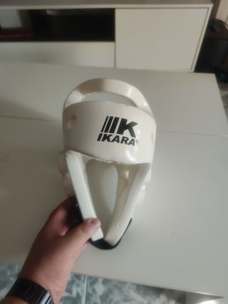 Equip. Kárate: Casco, guantes, espinilleras
