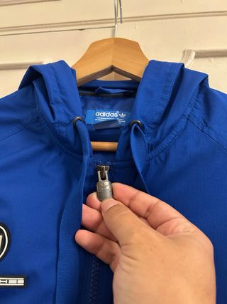Chaqueta Adidas azul cortavientos